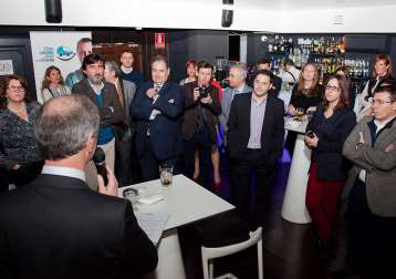 Elige calidad elige confianza organiza la primera experiencia afterwork entre fabricantes y medios de comunicación